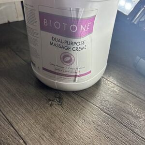 BIOTONE Dual-Purpose Massage Creme 1 Gallon